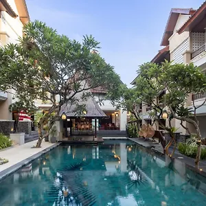 Fourteen Roses Hotel Legian