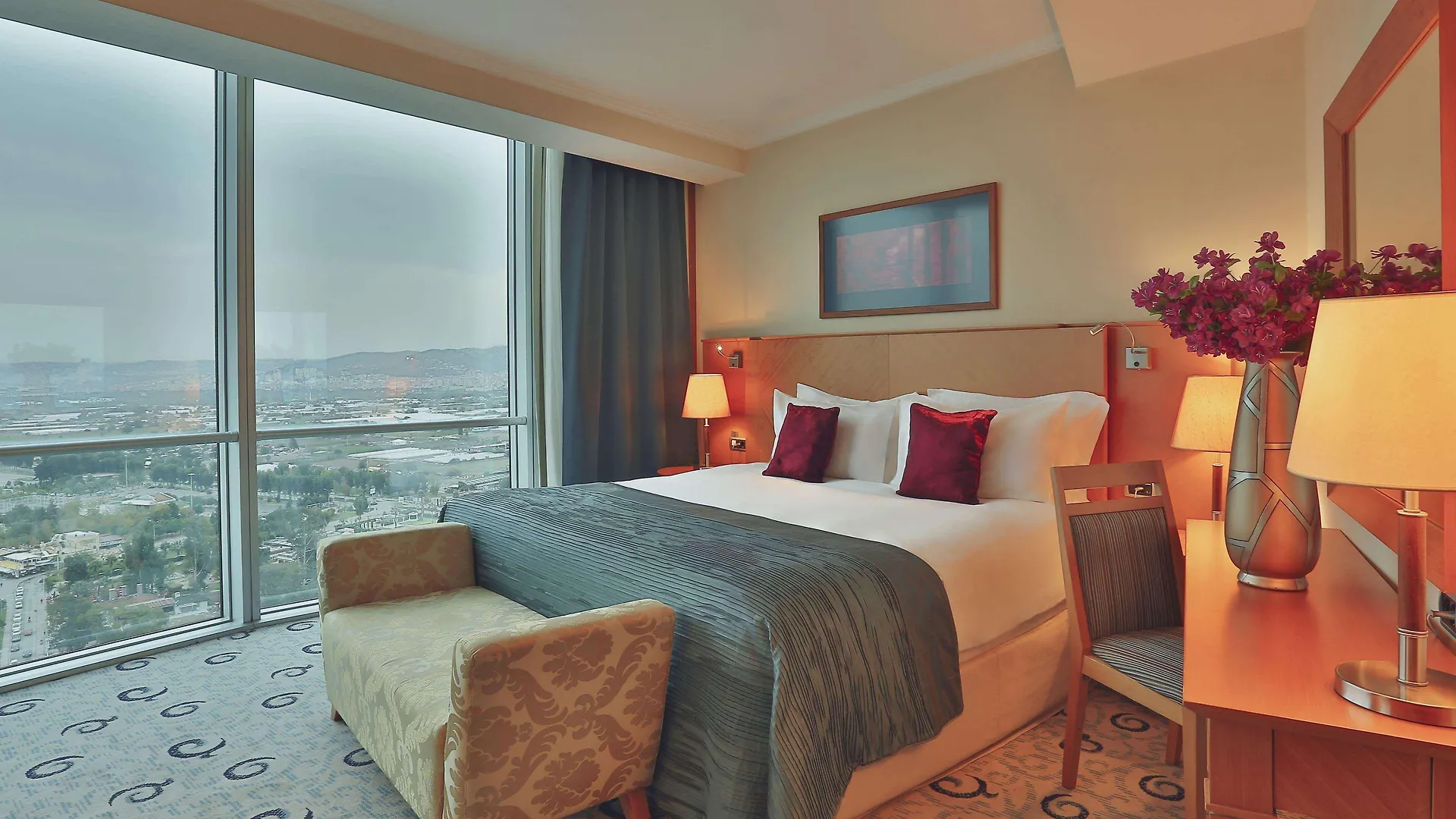 Hotel Wyndham Grand Izmir Ozdilek Thermal & Spa