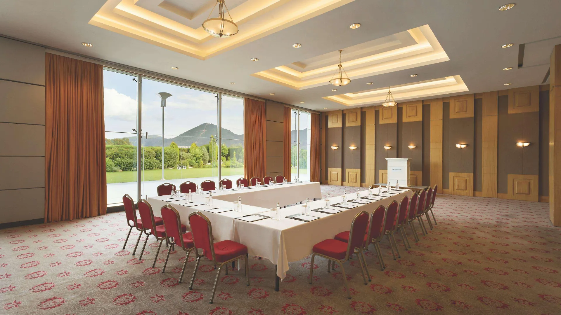 Wyndham Grand Izmir Ozdilek Thermal & Spa Hotel