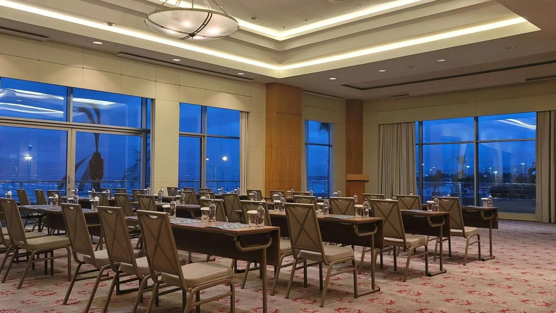 Wyndham Grand Izmir Ozdilek Thermal & Spa Hotel